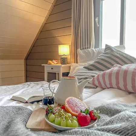 Traumhaff Lotsen Romantik Mit Kamin, Privates Nordicspa Und Boot Holiday home Luckow (Mecklenburg-Vorpommern)